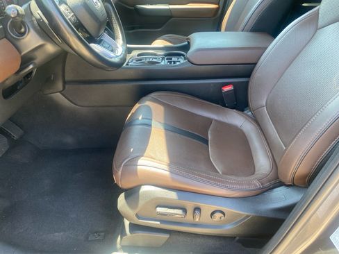 Certified 2023 Honda Pilot Elite image 34