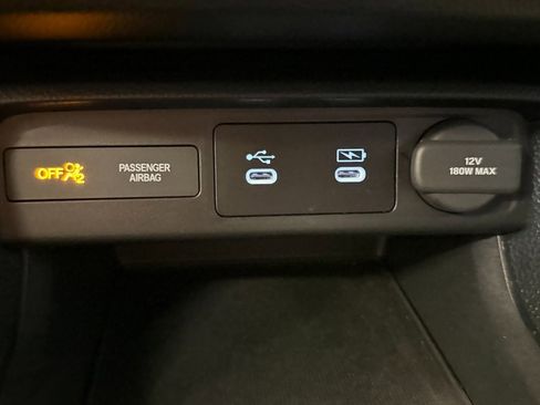 Used 2025 Honda Civic Sport image 15