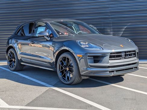 New 2026 Porsche Macan GTS image 7