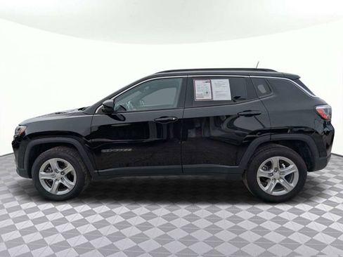 Used 2024 Jeep Compass Latitude AWD/4WD image 6