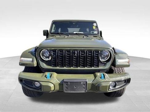 Used 2024 Jeep Wrangler High Altitude AWD/4WD image 11