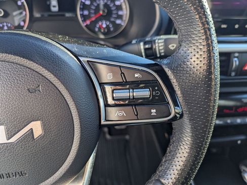 Used 2023 Kia Forte GT-Line w/ GT-Line Premium Package image 11