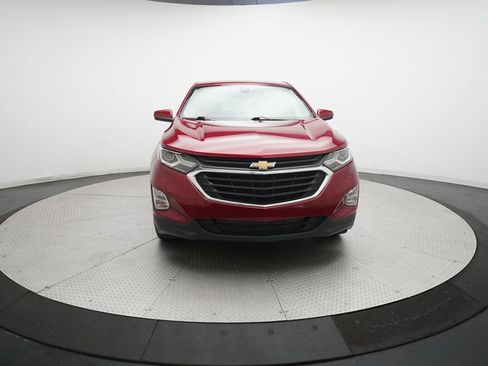 Used 2020 Chevrolet Equinox LT FWD image 2