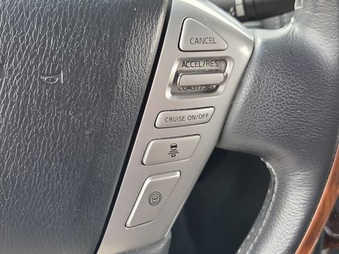 Used 2017 INFINITI QX80 2WD w/ Deluxe Technology Package image 28
