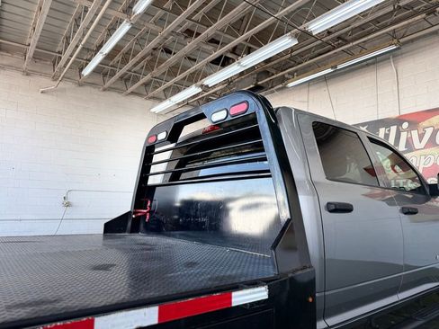 Used 2022 RAM 4500 Tradesman w/ Chrome Appearance Group image 11