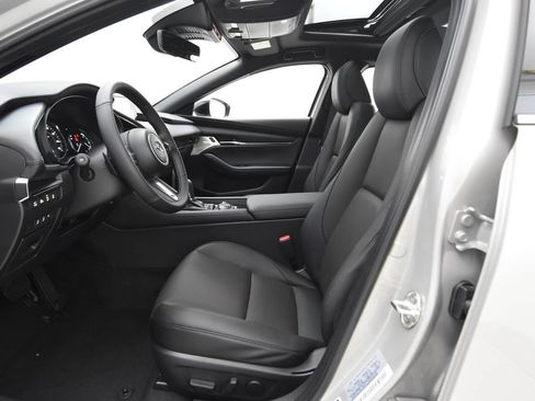 New 2026 MAZDA MAZDA3 Hatchback w/Premium Plus Pkg AWD/4WD image 31