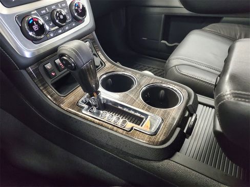 Used 2017 GMC Acadia Limited SLT image 26