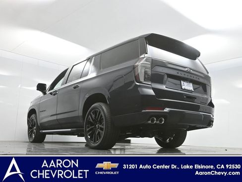 New 2025 Chevrolet Suburban Premier image 50