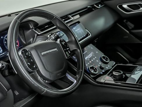 Used 2019 Land Rover Range Rover Velar R-Dynamic SE image 22