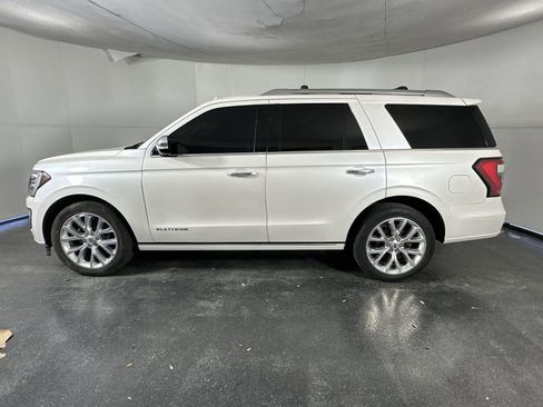 Used 2018 Ford Expedition Platinum RWD image 5