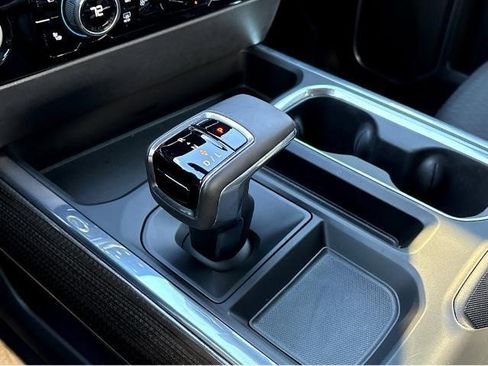 Certified 2022 Chevrolet Silverado 1500 LT Trail Boss image 18