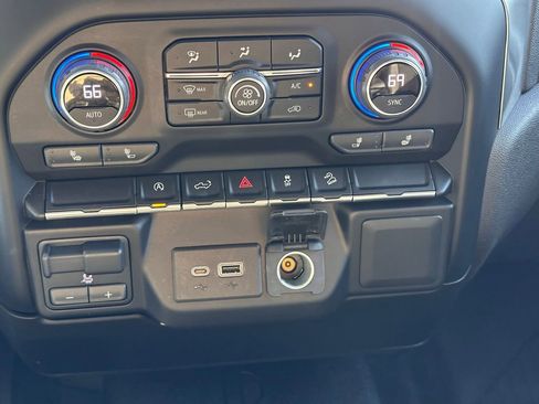 Used 2021 Chevrolet Silverado 1500 RST image 28