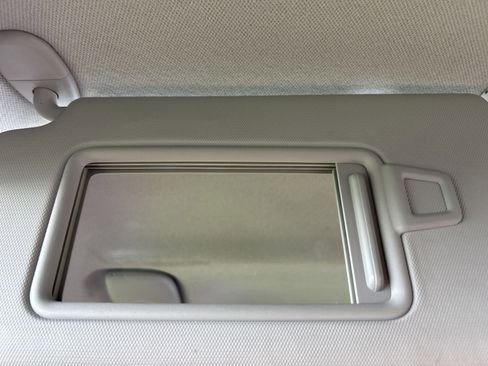 Used 2025 Kia K4 FWD image 31