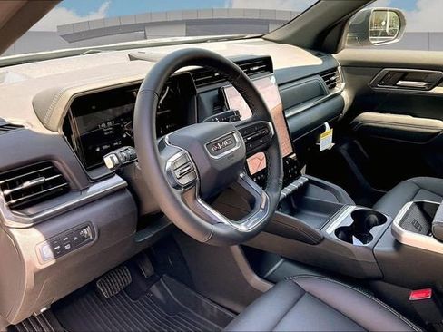 New 2026 GMC Terrain Elevation w/ Elevation Premium Package AWD/4WD image 7
