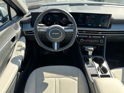 Certified 2025 Hyundai Sonata SE FWD image 14