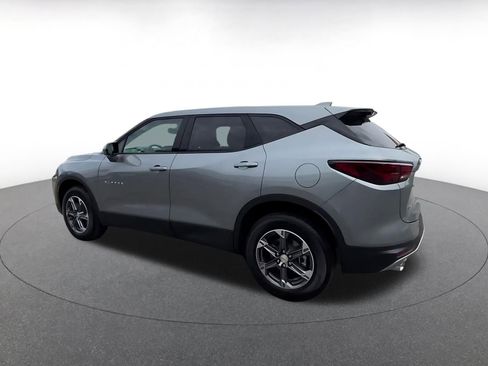 Used 2025 Chevrolet Blazer LT FWD image 15