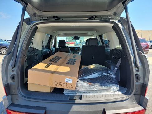 New 2026 Hyundai Santa Fe XRT image 8