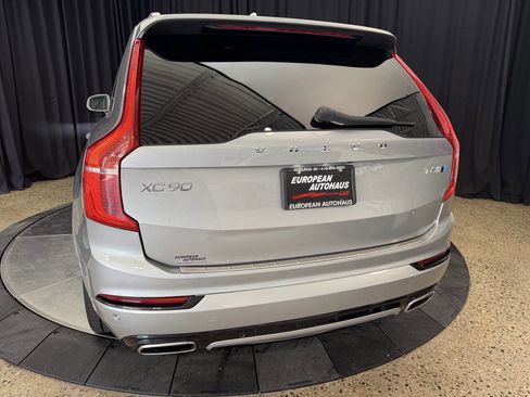 Used 2016 Volvo XC90 T6 R-Design w/ Vision Package image 9