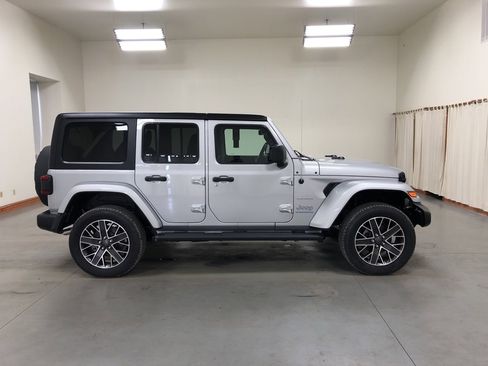 Used 2023 Jeep Wrangler Unlimited Sahara w/ Cold Weather Group image 1