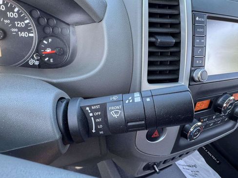 Used 2020 Nissan Frontier SV AWD/4WD image 39