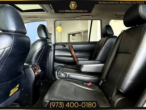 Used 2012 Toyota Highlander Limited image 25