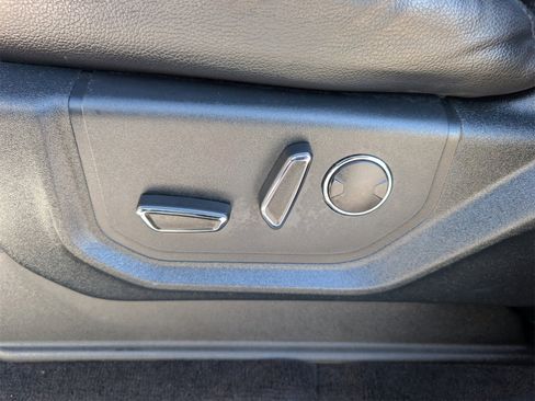 Used 2021 Ford Expedition Limited image 16