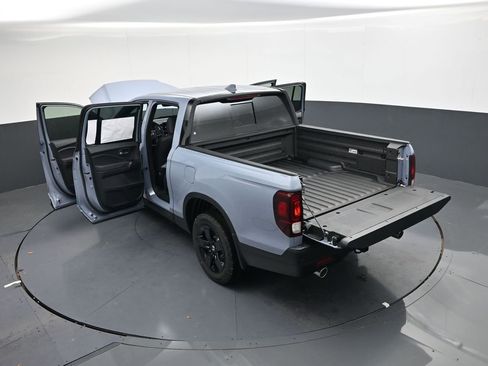 Used 2026 Honda Ridgeline Black Edition image 40