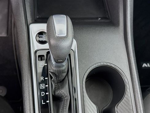 Used 2026 Nissan Altima 2.5 SV FWD image 18