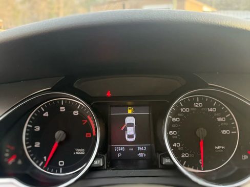 Used 2011 Audi A5 2.0T Premium Plus image 12