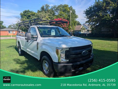 Used 2018 Ford F250 XL w/ Power Equipment Group RWD image 2