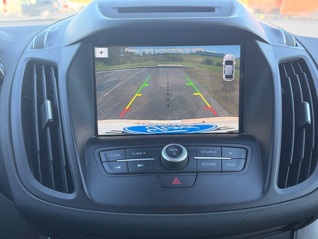 Used 2018 Ford Escape SEL w/ Ford Safe & Smart Package AWD/4WD image 14