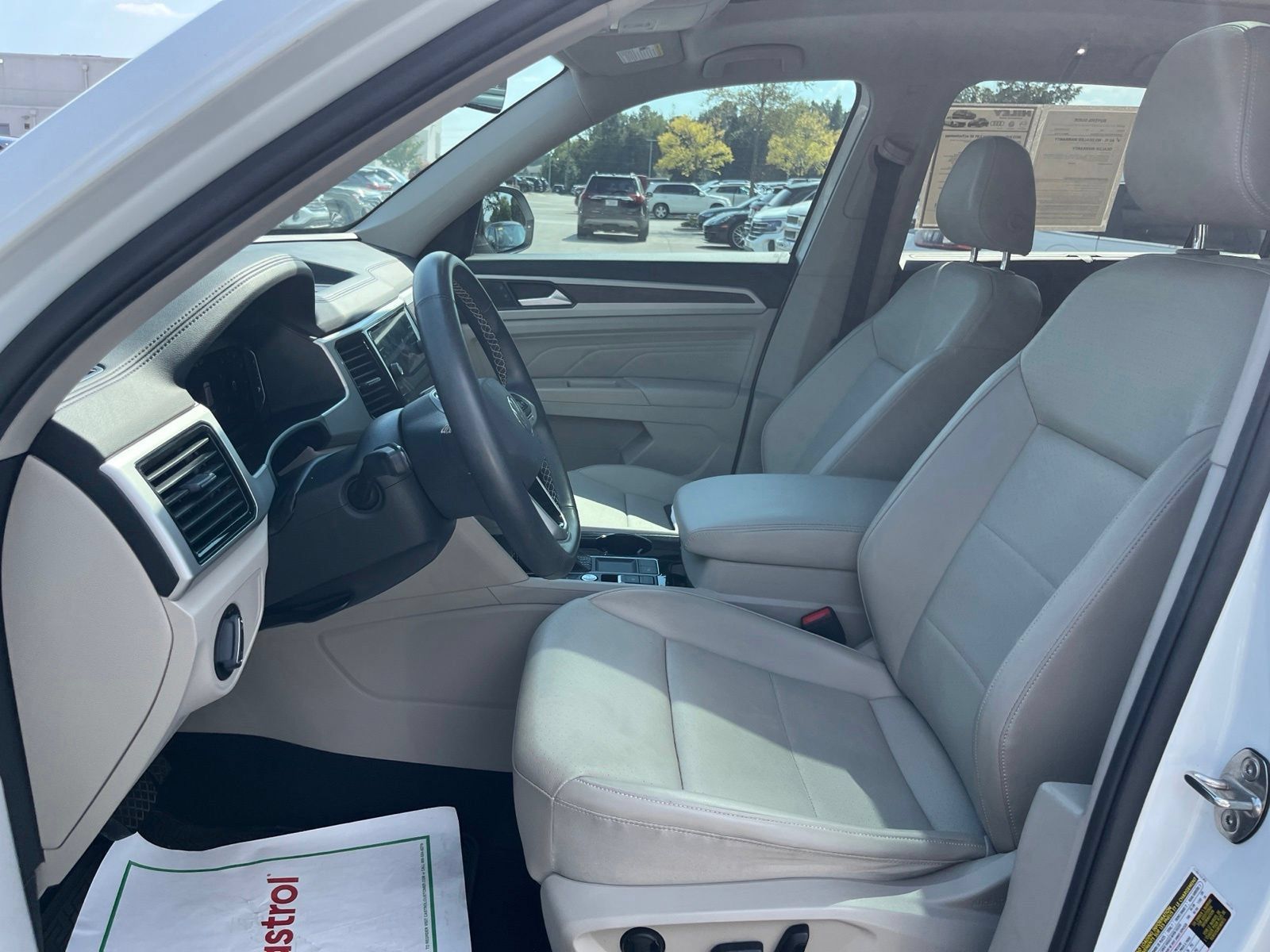 Used 2022 Volkswagen Atlas SE FWD image 26