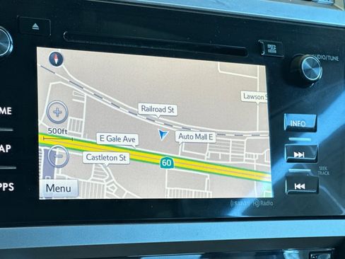 Used 2017 Subaru Outback 2.5i Limited image 19