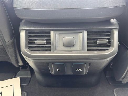 Used 2025 Ford F150 Lariat w/ Bed Utility Package AWD/4WD image 32