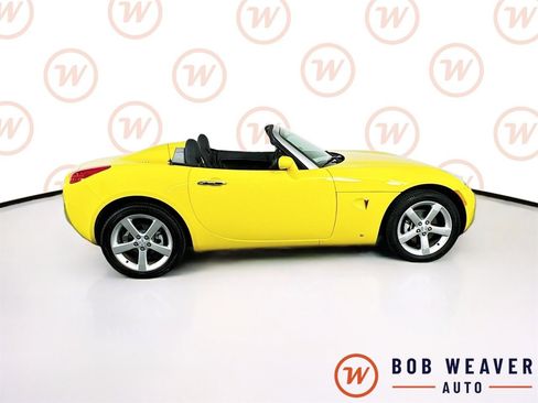 Used 2007 Pontiac Solstice Convertible w/ Premium Package image 8