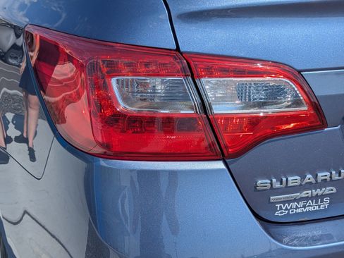 Used 2016 Subaru Legacy 2.5i Premium AWD/4WD image 41