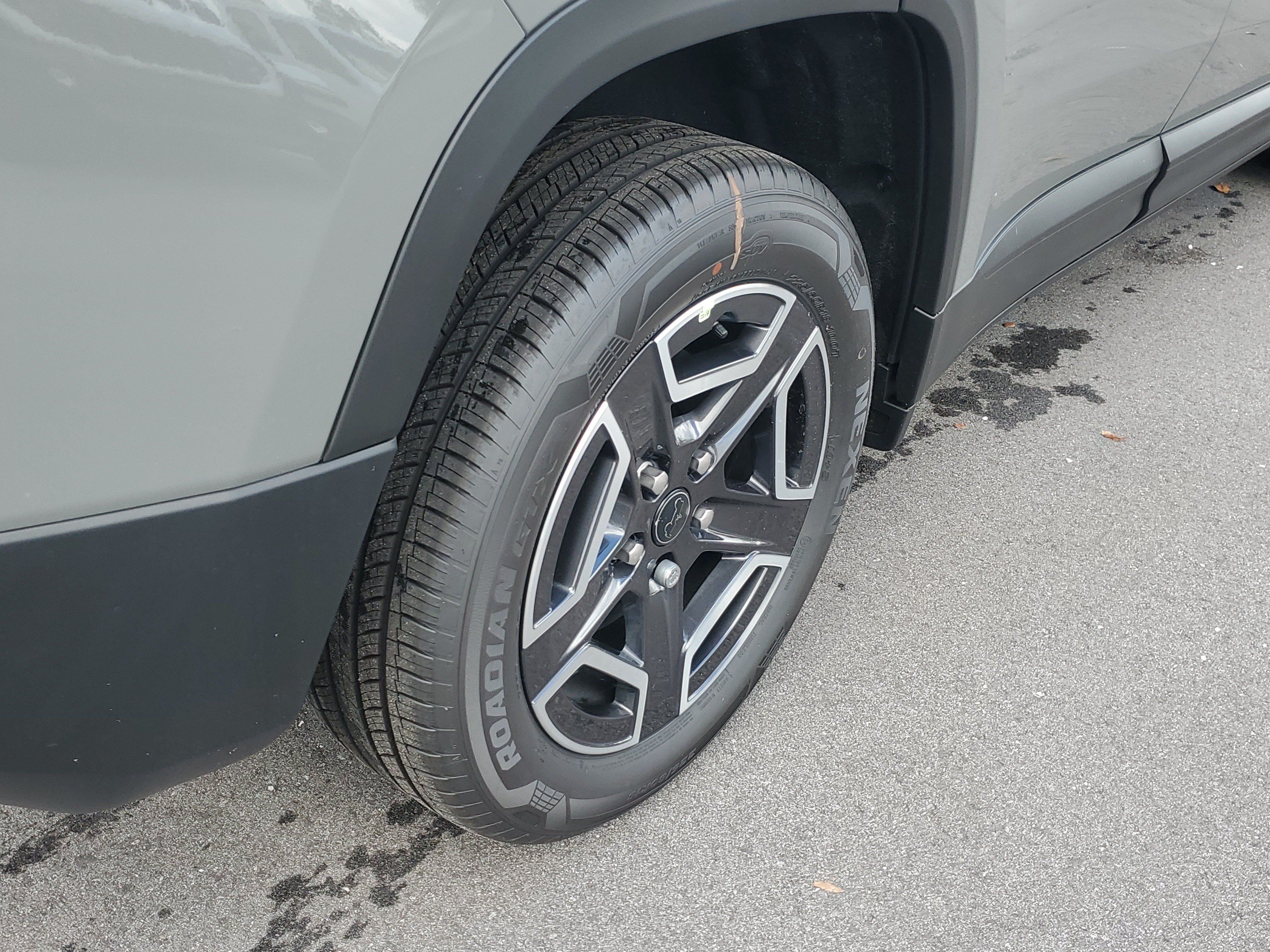 New 2026 Jeep Cherokee Laredo AWD/4WD image 6