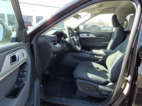 New 2026 Ford Explorer Active AWD/4WD image 7
