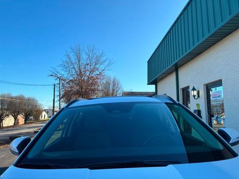 Used 2024 Hyundai Tucson SEL w/ Convenience Package image 10