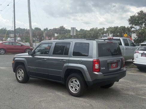 Used 2014 Jeep Patriot Sport AWD/4WD image 5