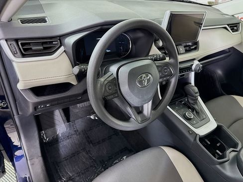 Certified 2025 Toyota RAV4 XLE w/ Convenience Package AWD/4WD image 20