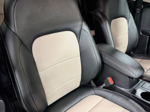 Used 2022 Ford Escape Titanium w/ Titanium Premium Package FWD image 49