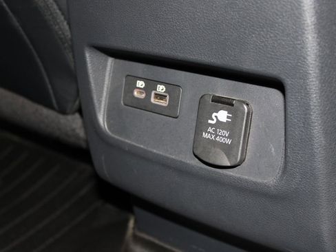 Used 2023 Nissan Frontier PRO-4X w/ Pro-4X Premium Package image 32