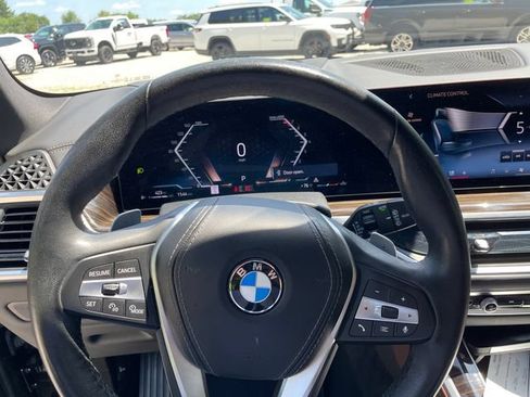 Used 2025 BMW X5 xDrive40i AWD/4WD image 31