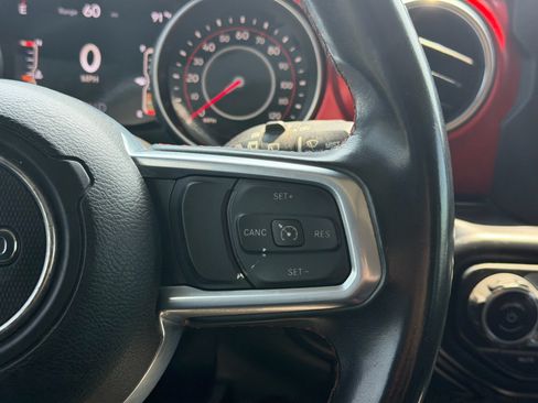 Used 2019 Jeep Wrangler Unlimited Rubicon AWD/4WD image 19