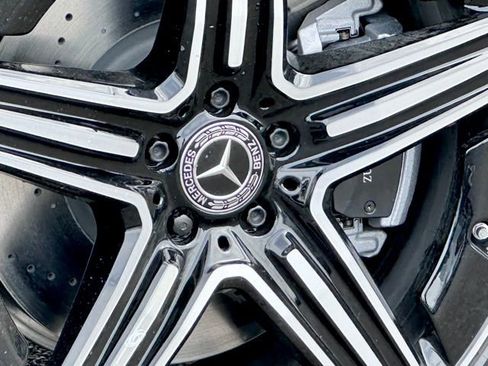 New 2026 Mercedes-Benz GLE 450e 4MATIC image 14