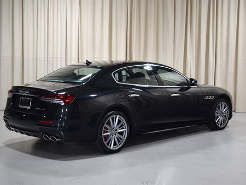 Certified 2022 Maserati Quattroporte Modena Q4 image 10