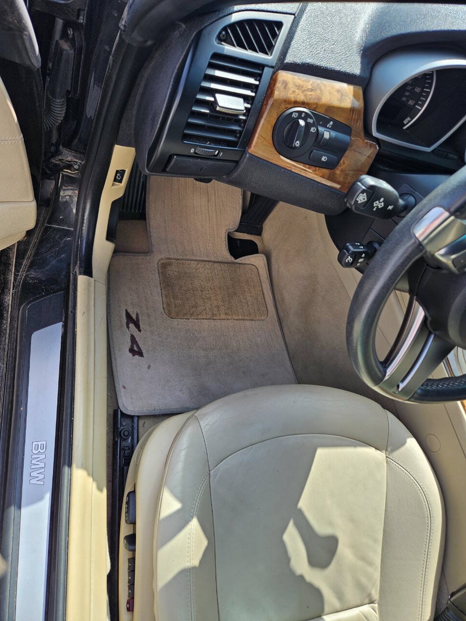 Used 2006 BMW Z4 3.0i RWD image 19