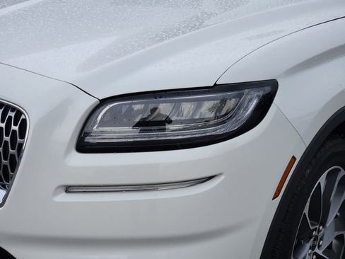 Used 2022 Lincoln Nautilus Reserve FWD image 6