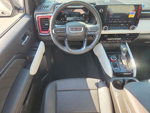 Used 2024 GMC Canyon AT4X image 12